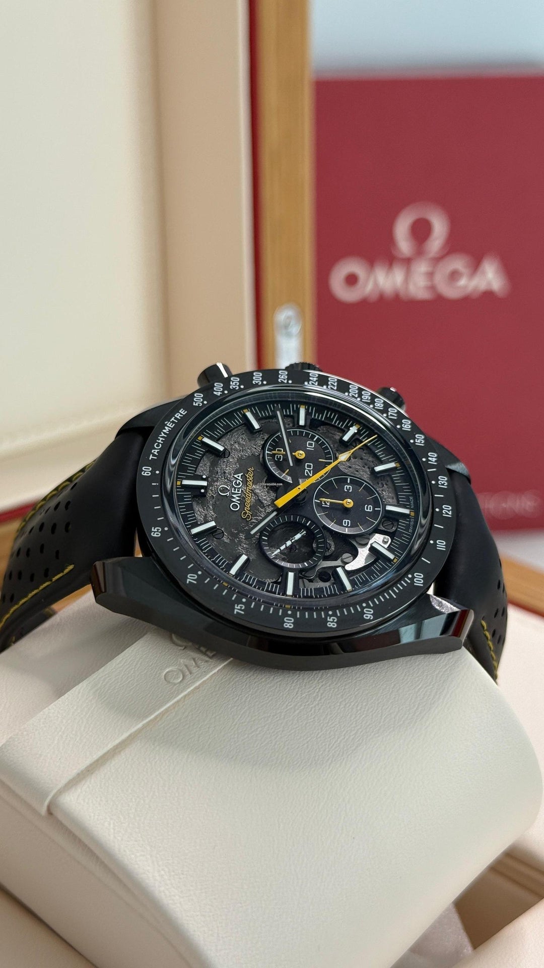 Omega Speedmaster - Luxury Group - Rsm. Malta